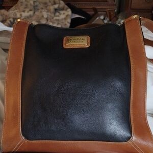 Mondani Women’s Black and Tan Messenger Bag
